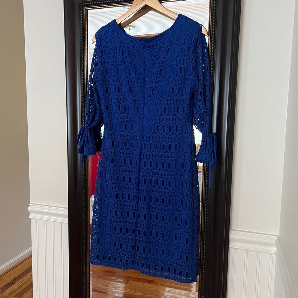 Leslie Fay Blue Long Sleeve Shift Dress Size 10 - Picture 2 of 5